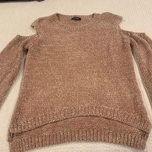 Open shoulder Express sweater